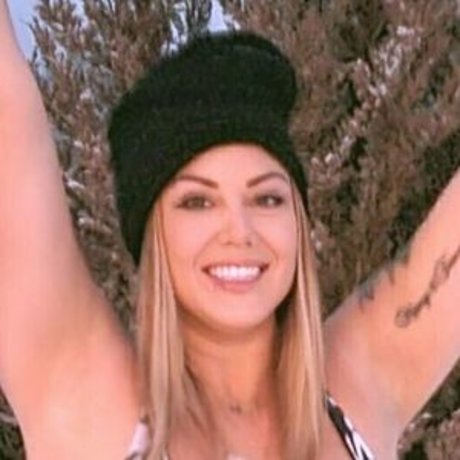 かわいい巨乳OnlyFans ポルノグラフィック 写真