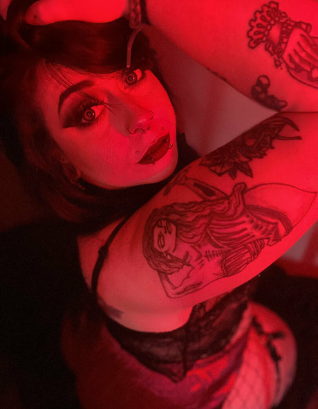 黒人フェムボーイOnlyFans セックス 写真