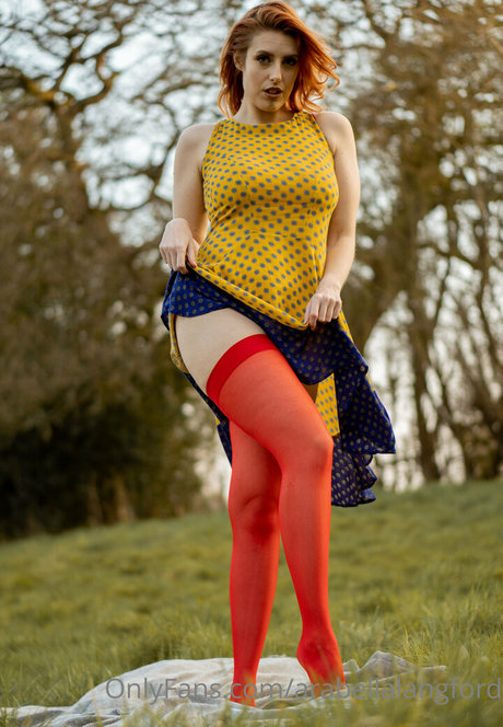 ニューハーフ 熟女 OnlyFans ホットセックス 画像