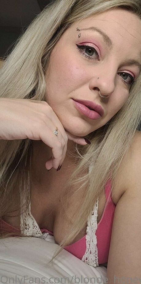 blonde honey22 エロティック女優 写真