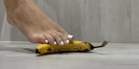 ameliababyb ポルノスター セクシー 写真