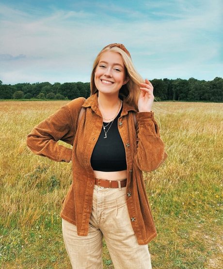 曲線美の赤毛OnlyFans ポルノ アーカイブ