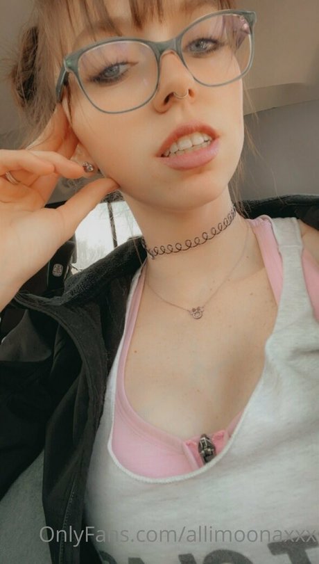 BBW 教師 OnlyFans セクシーヌード 画像