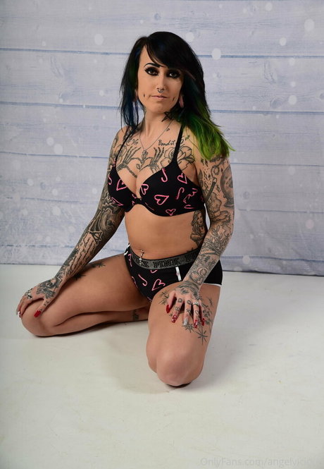 アジアの女の子限定ファン ヌード 画像