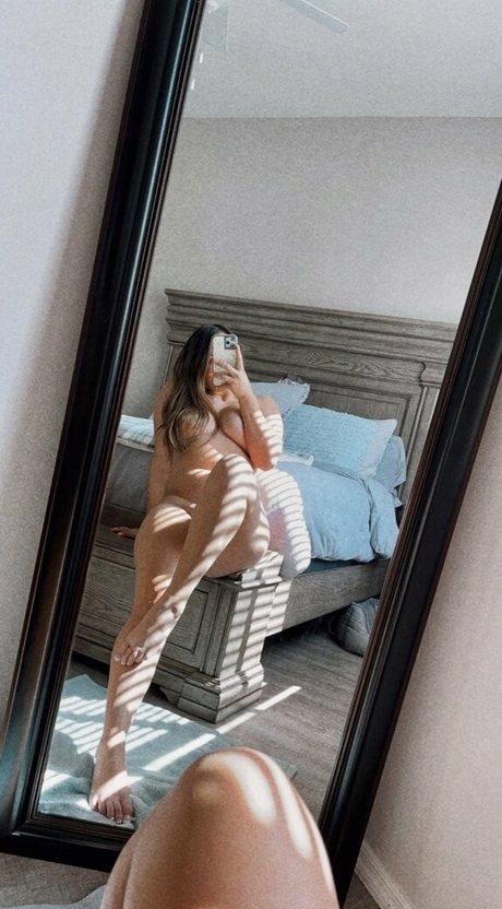 アジアンフィットネス OnlyFans アートヌード 写真