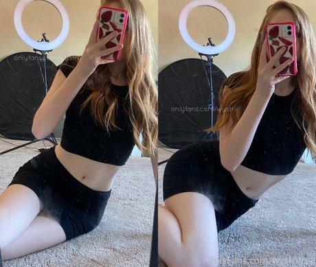 美しいアジアのOnlyFans 無料裸 写真