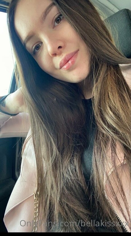 bellakissxxx ポルノスター ギャラリー