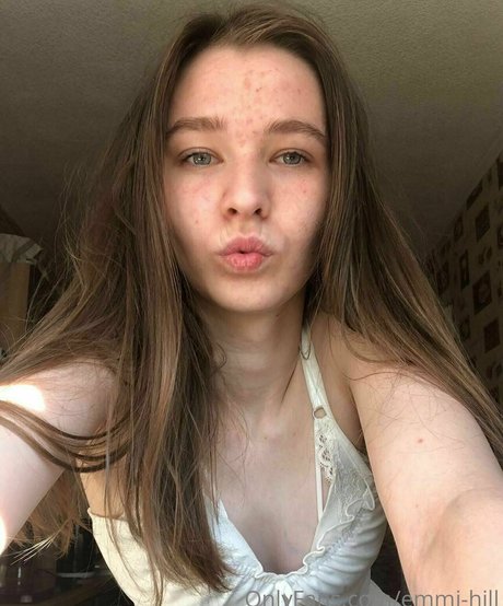 emmi hill xxx女優 写真