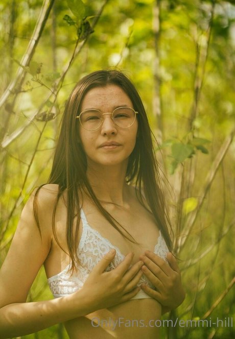 emmi hill 完璧なスター 写真