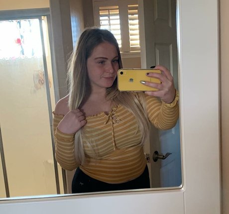 Kyla S ヌードモデル 写真