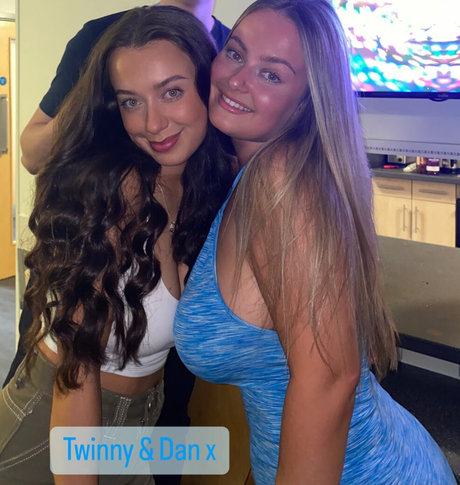 Leah Booth ポルノスター エロティック 画像