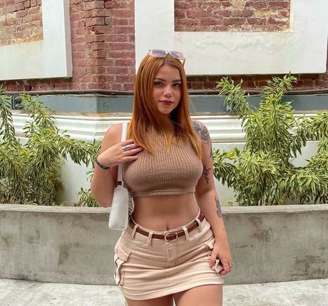 Clara Dfant 美しいスター 写真