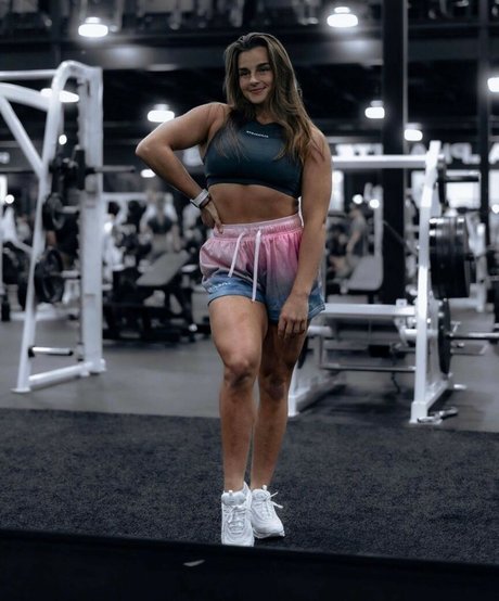 Janelle Jolicoeur ポルノスター セックス ギャラリー