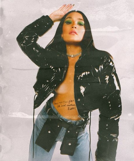 Summer Rachel Warren ポルノモデル 画像