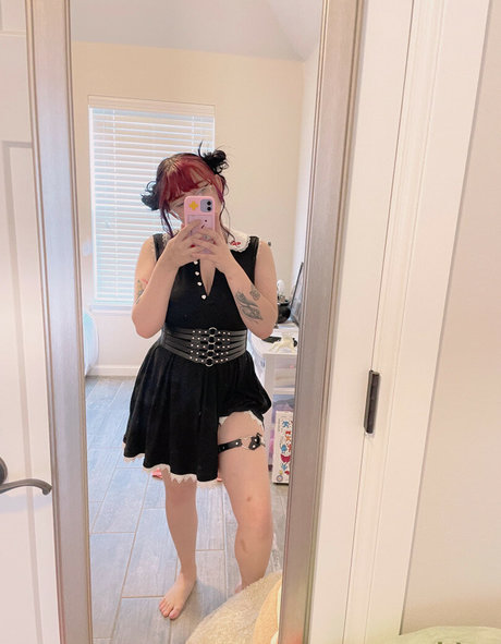 onlineevie xxxスター 画像