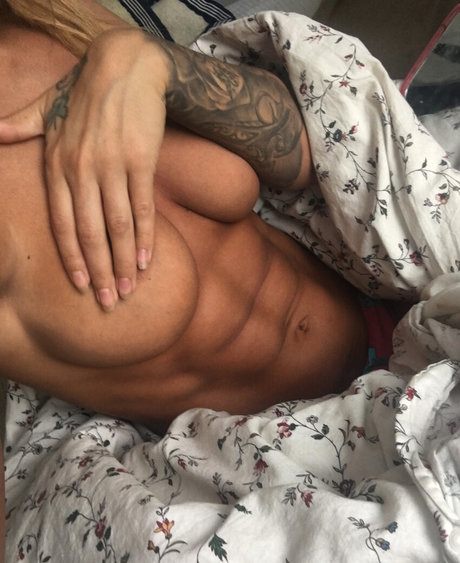 sandrareiche ポルノスター ホット 写真