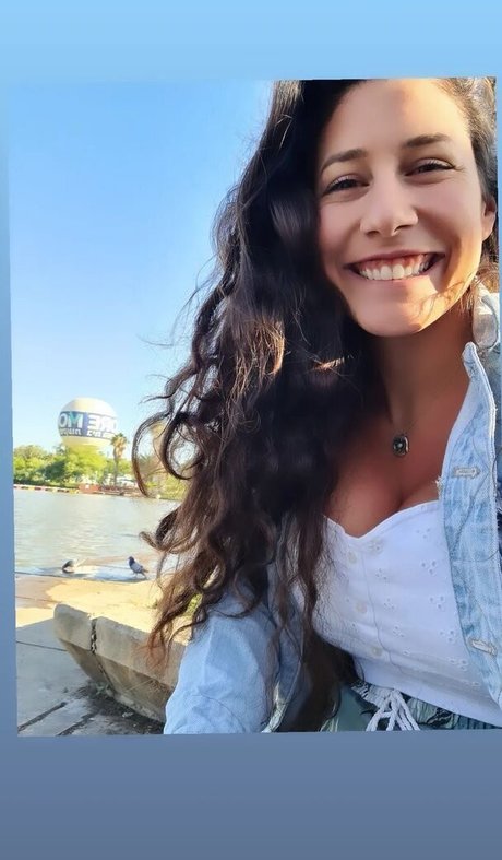 Hadar Simon エロティックなポルノスター 画像