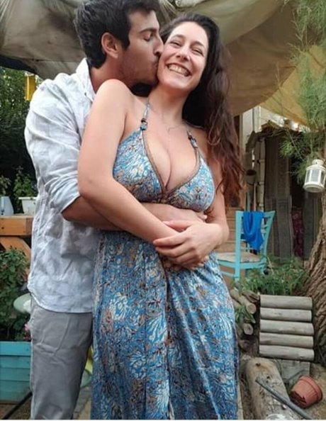 イタリア人熟女OnlyFans ヌード 写真