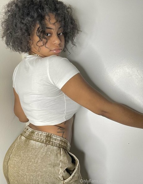 kaylalebombbb ヌード女優 写真