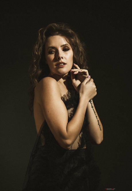 Stasja Majer セックスポルノスター 写真