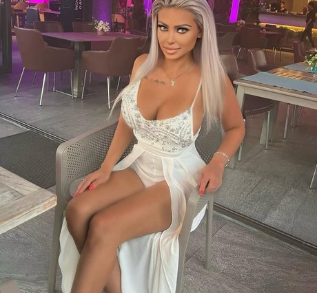 Sabrinabarbie ヌードモデル 画像