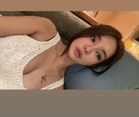 Jeee622 ホット女優 写真