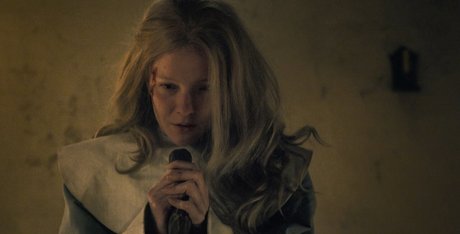 Morfydd Clark かわいいモデル 写真