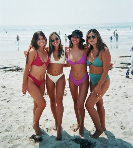 フェムボーイアジアンOnlyFans ホット 写真