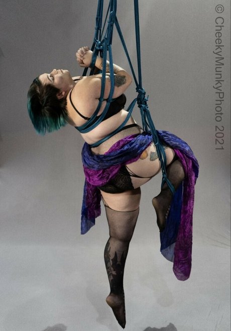 thighhighcosplay トップモデル 写真