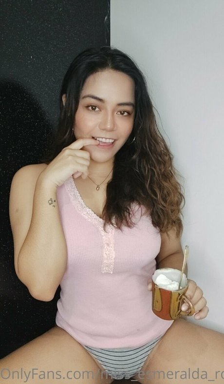 miss esmeralda rodriguez 裸モデル 画像