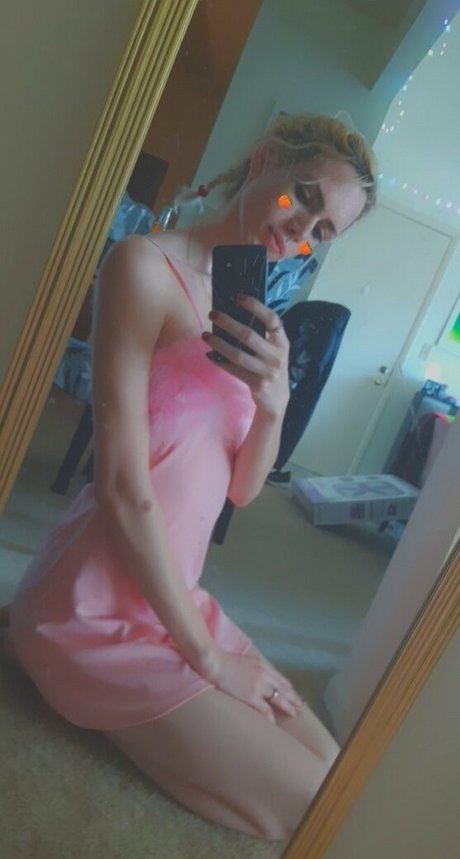 maddierose10 ヌードモデル 写真