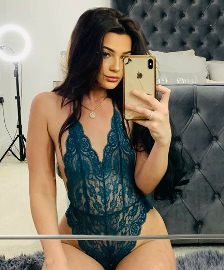 deedemi96 美しいモデル 写真