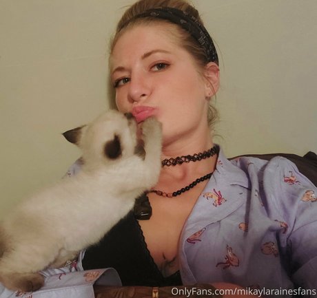 mikaylarainesfans 無料モデル 画像