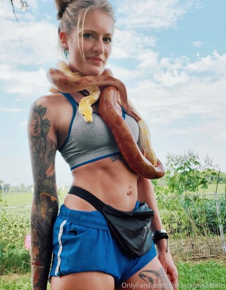 ミリタリーガールズOnlyFans ホットヌード 画像