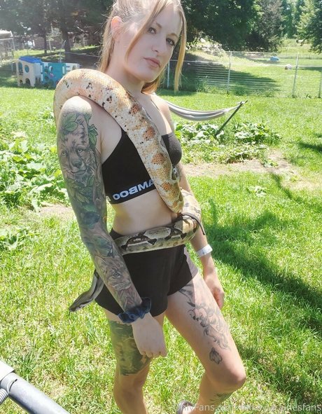 mikaylarainesfans 高品質モデル ギャラリー