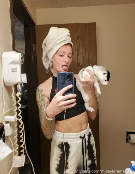 mikaylarainesfans アートポルノスター 写真