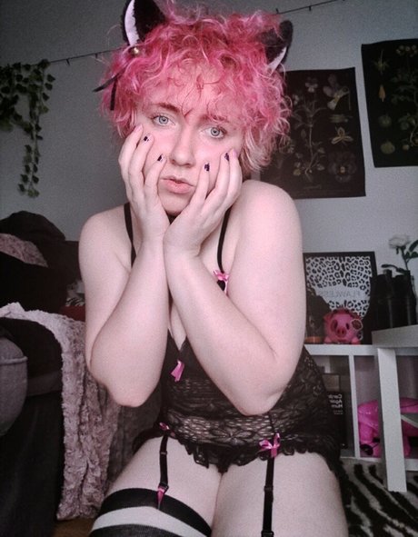 baibeloved ヌード女優 写真