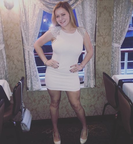 Bridget N 裸モデル アーカイブ