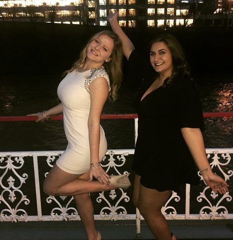 Bridget N スター 写真