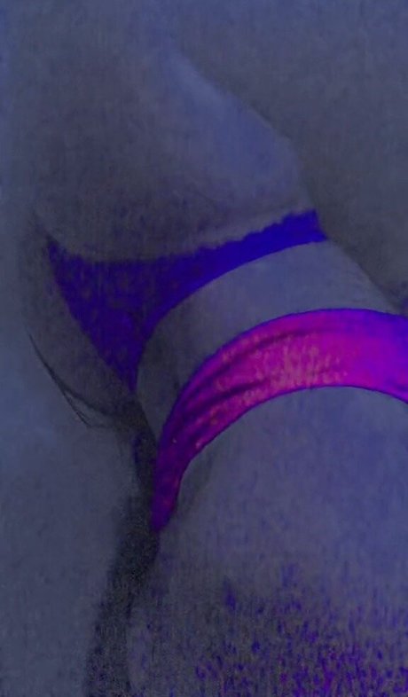 _morena9905 セクシーモデル 画像