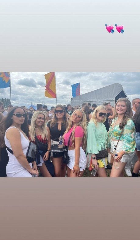 アジア人のアナルオンリーファン ポルノグラフィック 写真