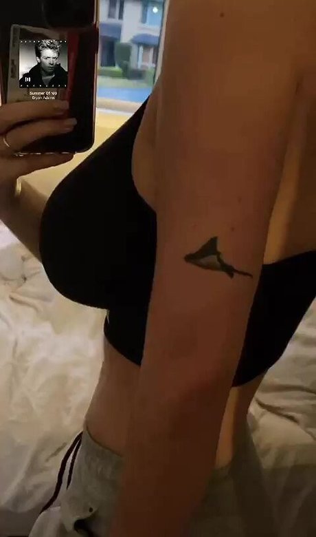 Abbey J 限定モデル 写真