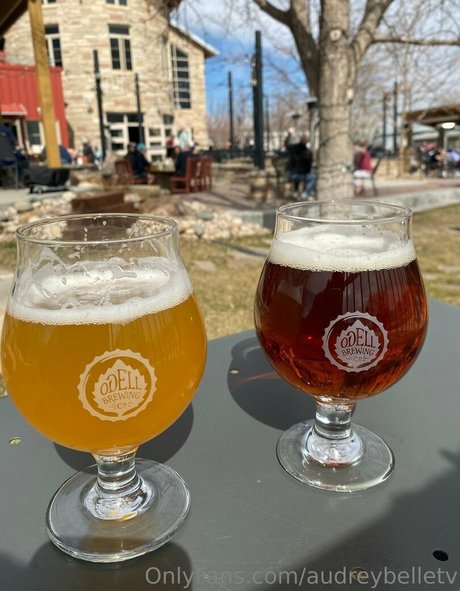 アジアの女性支配OnlyFans ポルノ 写真