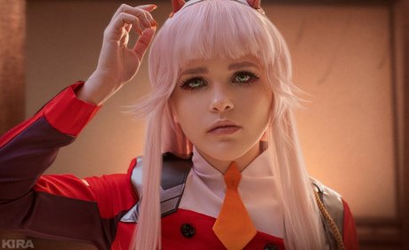 双子のOnlyFans セクシーヌード 写真