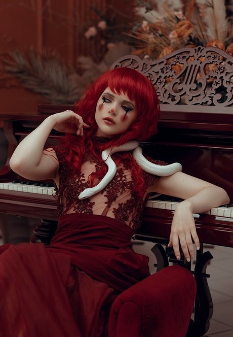 セクシーなブロンドのOnlyFans 美しい 画像