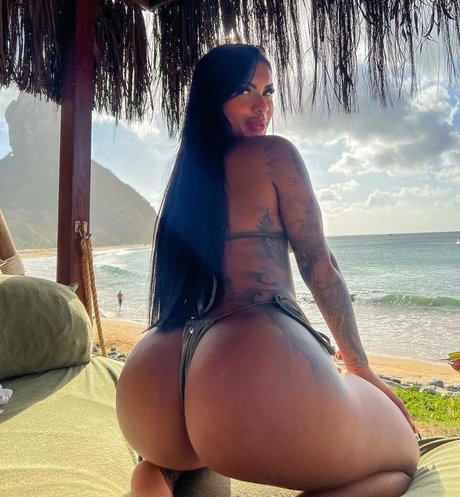 Clara Batista ポルノスター アート 写真