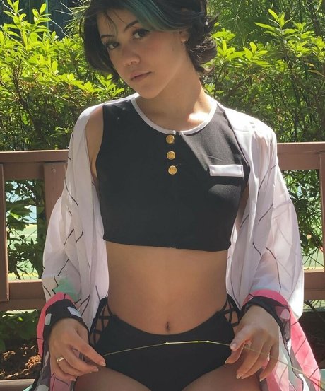 裸のトゥインクOnlyFans ヌード 写真