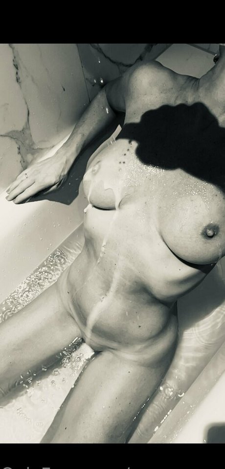 sexynorwegianteacher アダルトスター 写真