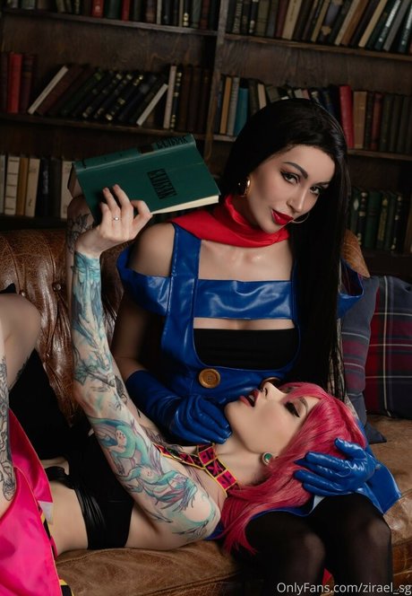 スターティーンオンリーファンズ セクシーヌード 写真