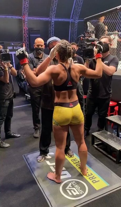 Amanda Ribas アダルトスター ギャラリー